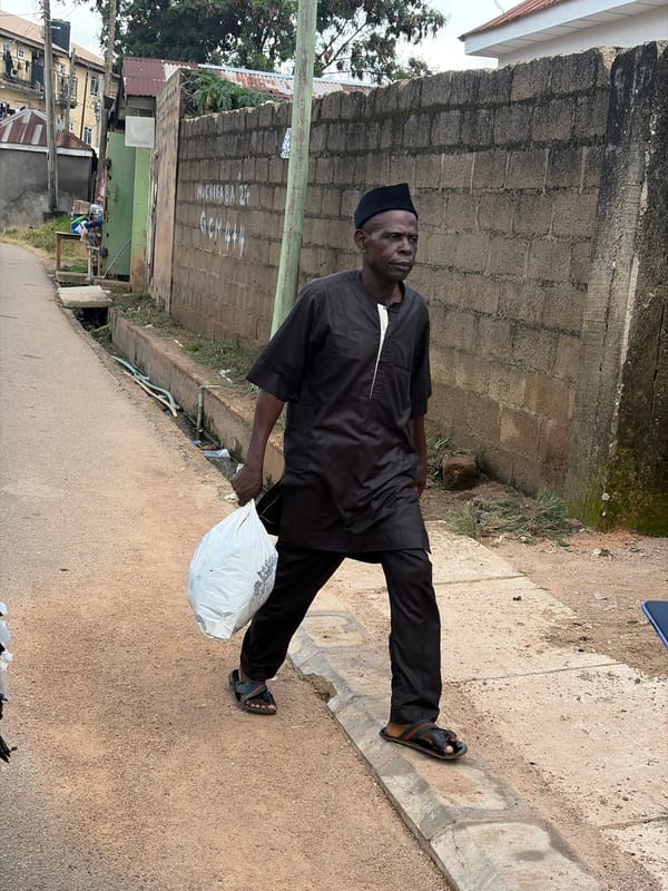 Everyday street life along the roads of Jos, Nigeria