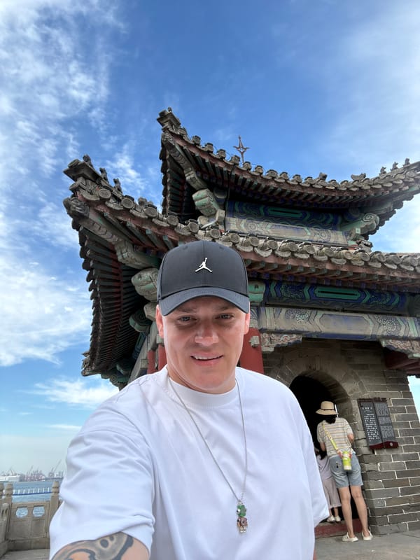 Sightseeing along Qinhuangdao's coastal heritage promenade