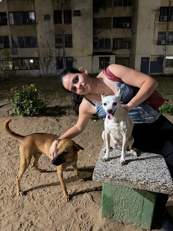 Woman documents nighttime moments with pets in Ciudad Guayana