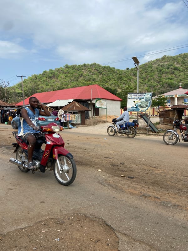 Morning street life unfolds in Mararaba, Nigeria