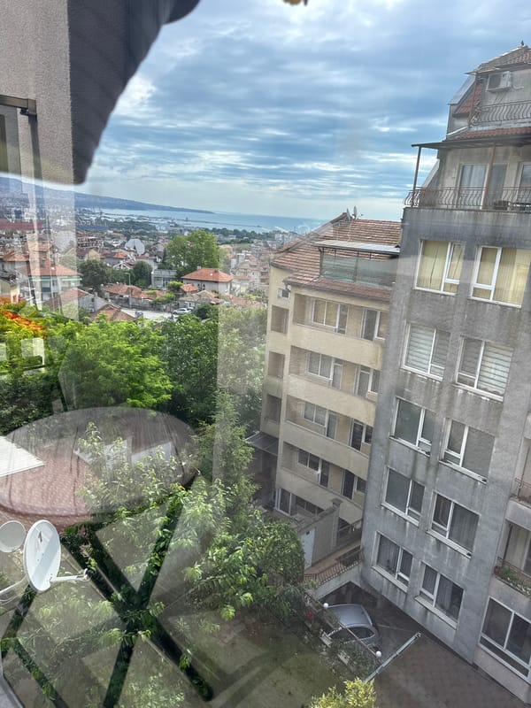 Coastal morning balcony views mixed with Russian good-morning posts