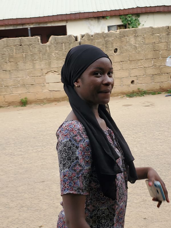 Jos residents document daily life with smartphones and selfies