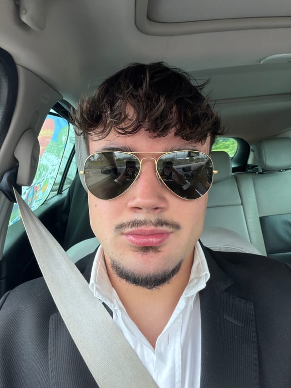 Driver spotted on highway near Vila Real, Portugal