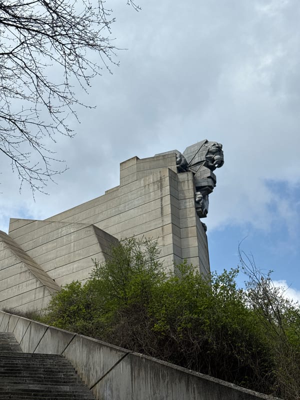 Morning workout and monument visit documented in Shumen, Bulgaria