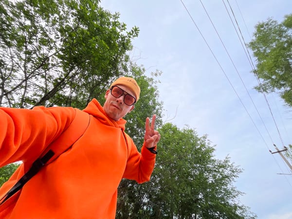 Early morning photo session documented in Chaikovsky, Russia