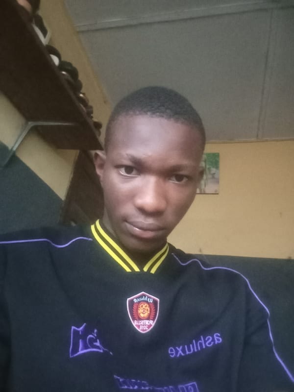 Jersey photos, store visit, and graphic design over 15 minutes