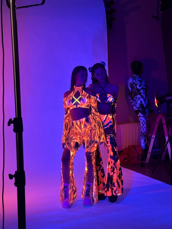 UV Photography Session Features Fluorescent Bodysuits in Sofia Studio