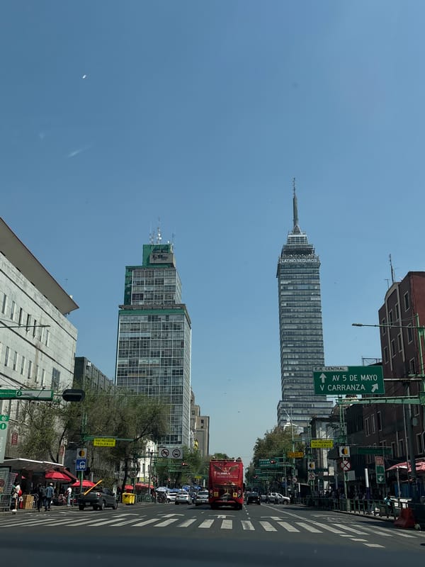 Street scenes captured near Torre Latinoamericana in Mexico City