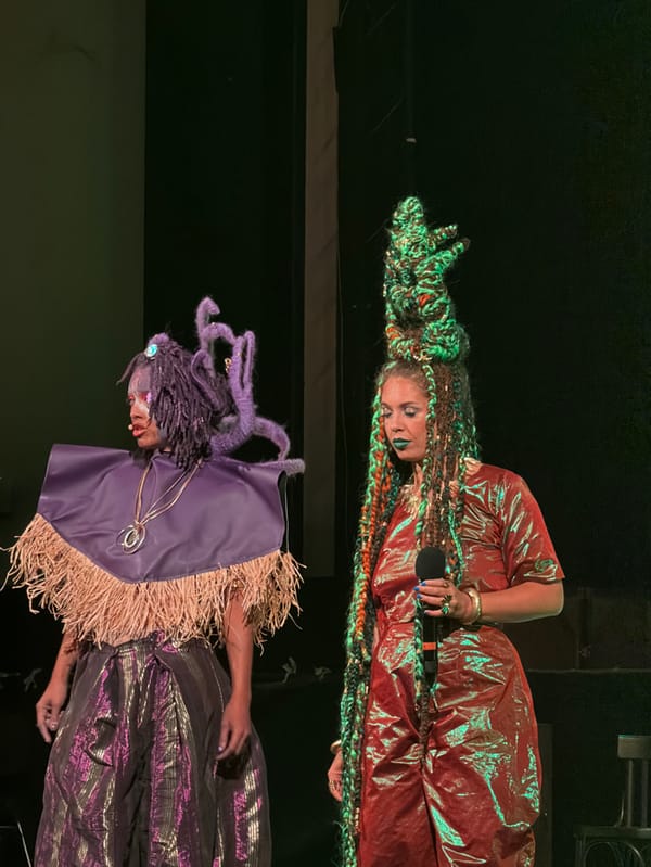 Colorful theatrical performance captivates small Paris audience Saturday evening