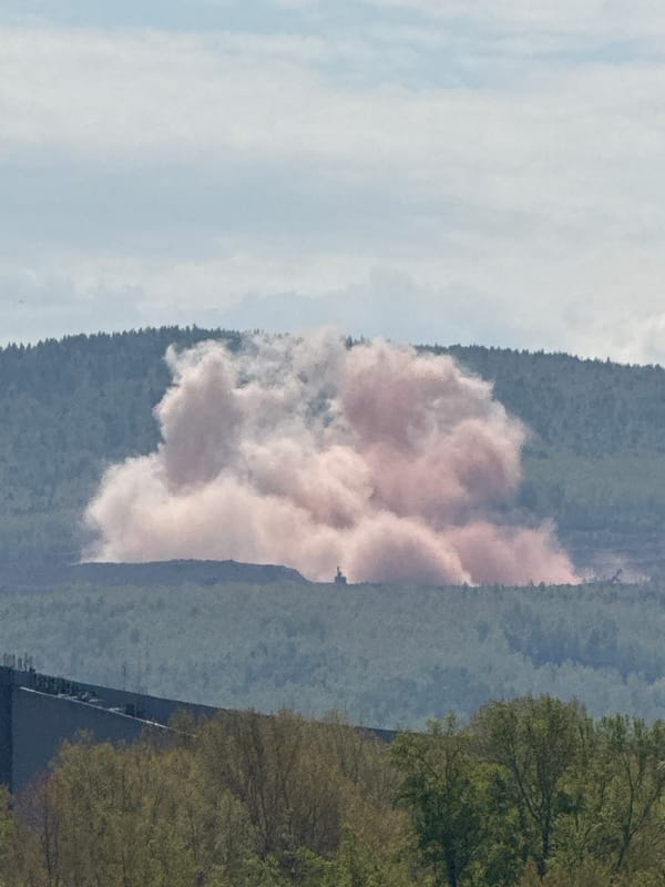 Large smoke cloud observed in valley near Krasnoyarsk