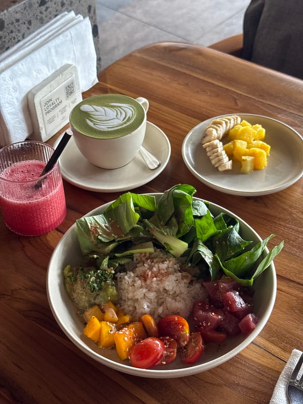 Brunch spread and café interior at a North Kuta spot