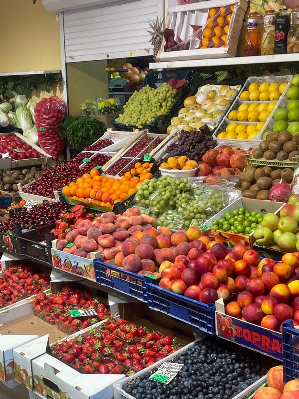 Woman shops, takes selfies during morning outing in Misaylovo
