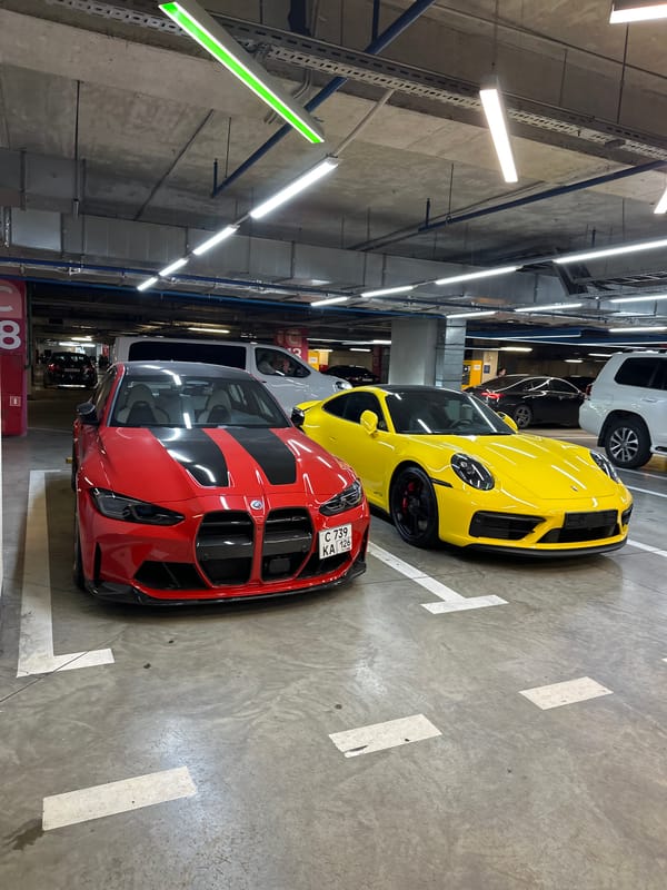 Shopping Complex Scenes Documented in Sochi, Russia