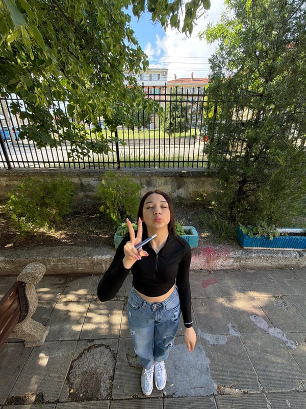 Woman poses for outdoor photo session in Bobov Dol