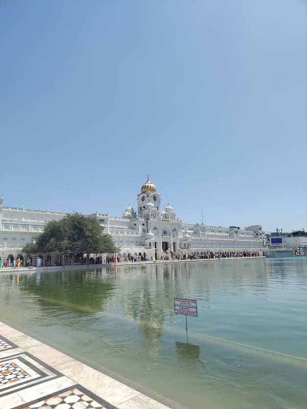 Golden Temple documented by witnesses in early morning Amritsar