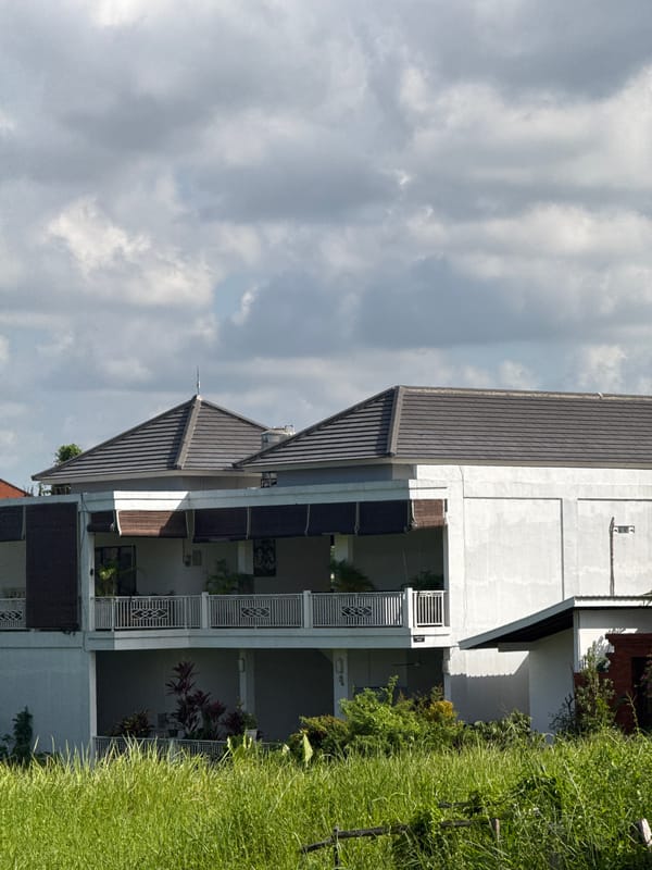 Recreational facility activity documented in North Kuta, Indonesia