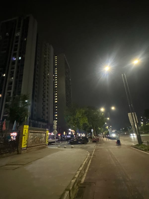 Nighttime street activity documented in Chongqing High-tech Zone