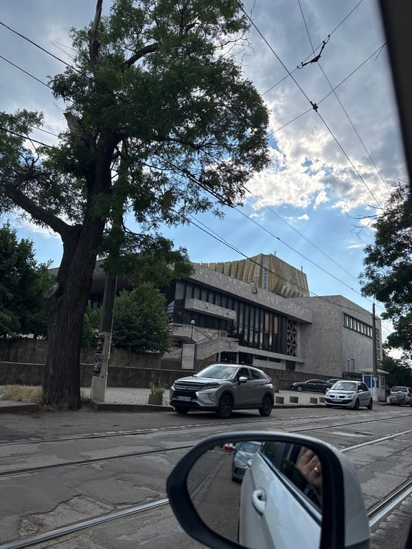 Brief afternoon drive documented through Odesa streets in summer