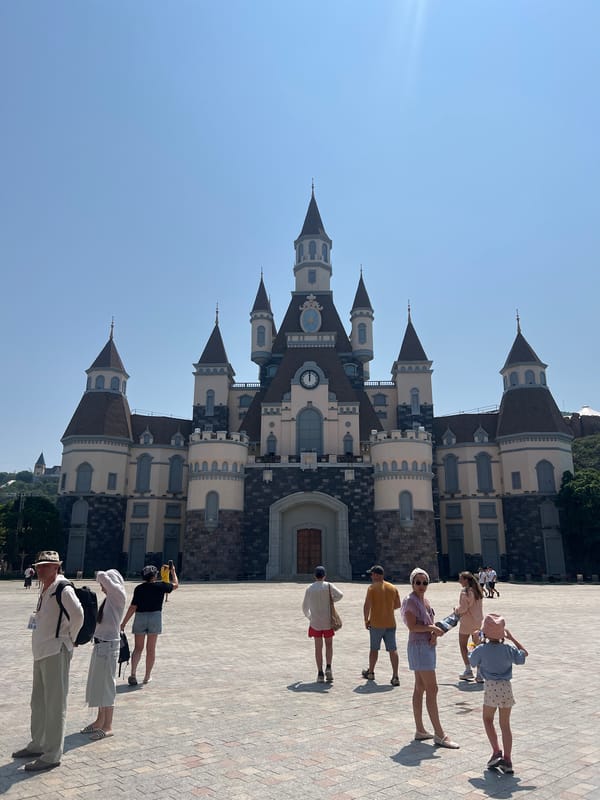 Street scenes documented in Nha Trang's colorful pedestrian district