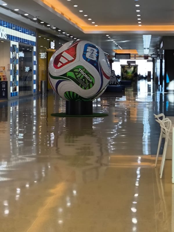 Evening mall visit documented in Porlamar, Venezuela