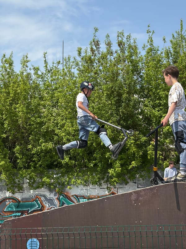 Scooter riders spotted at Saratov skatepark