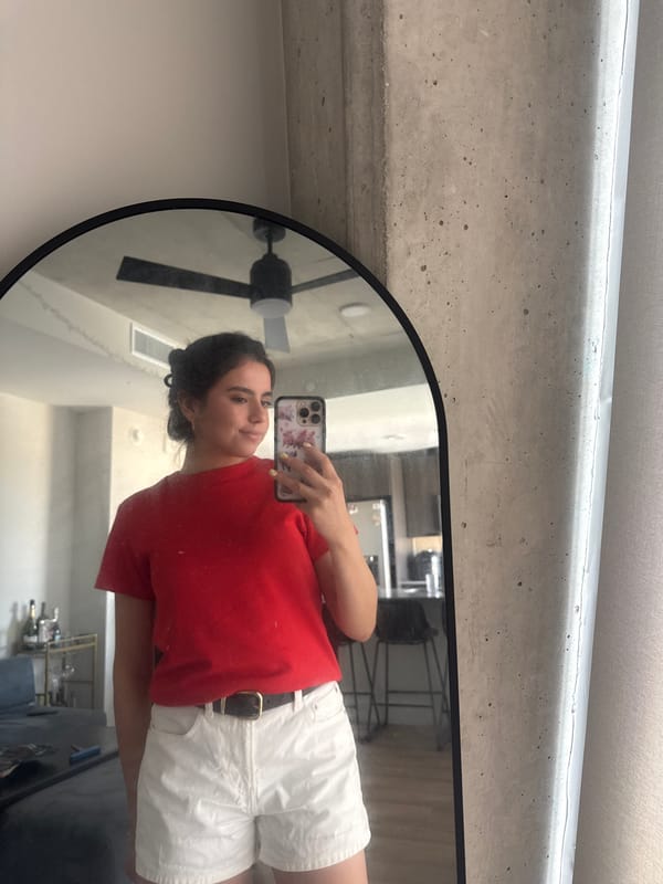 Woman takes multiple selfies in Austin apartment Sunday evening