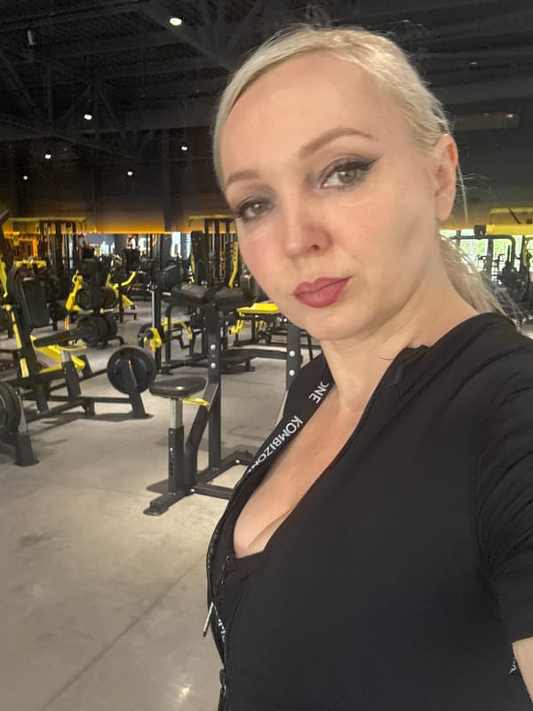 Workout session at Imperatorfitness gym, Komsomolsk-on-Amur