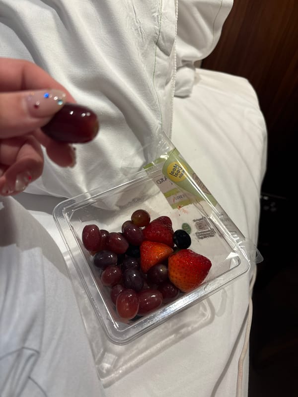 London resident enjoys mixed fruit snack in bed Friday evening
