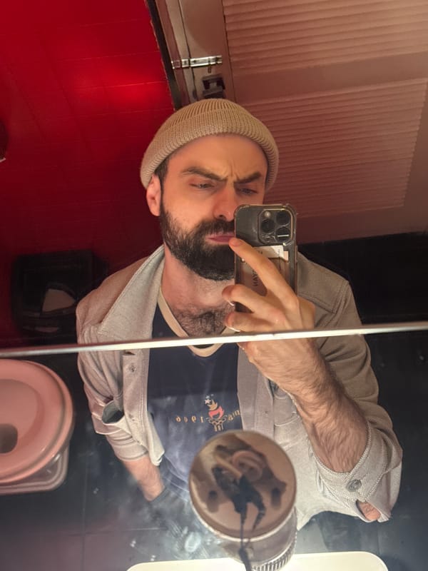 Smartphone use documented in Yerevan public spaces Saturday evening