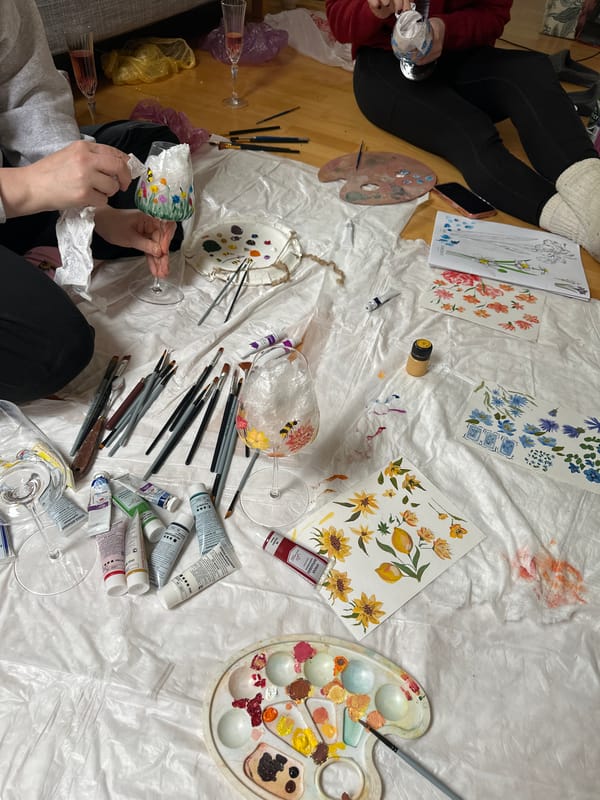 Art painting session with floral glass painting in Sapronovo