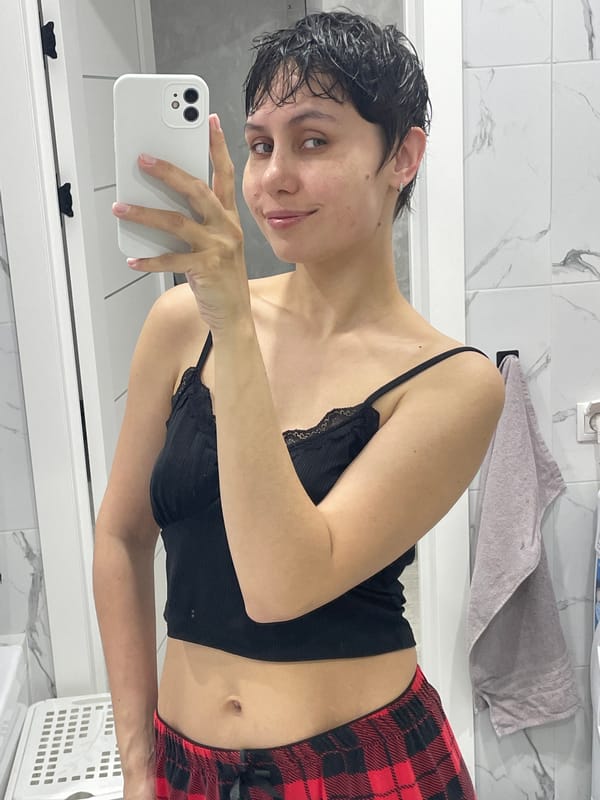 Early morning bathroom selfie captured in Izhevsk, Russia