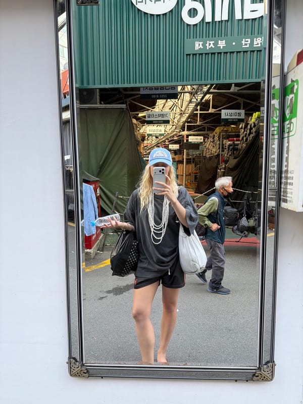 Seoul street markets buzz with vendors and crowds Sunday morning
