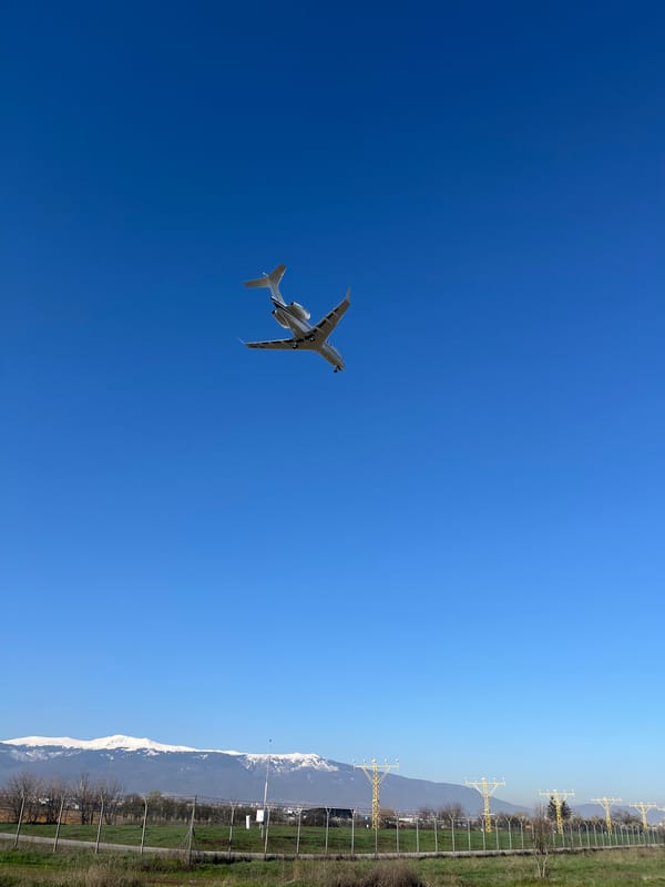 White aircraft spotted flying over Bulgarian mountains near Krivina