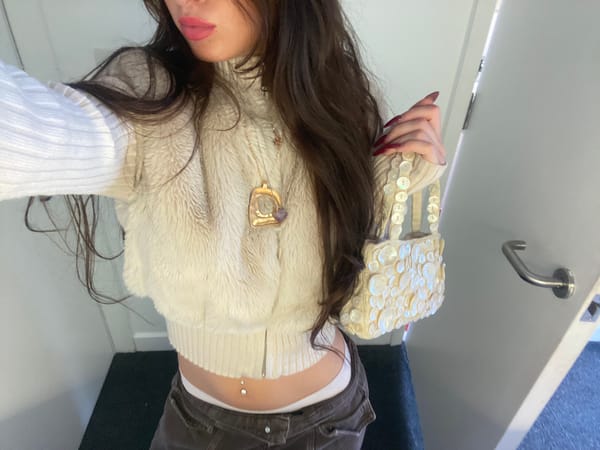 Woman takes multiple selfies across London locations Tuesday morning