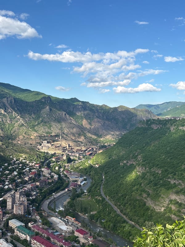 Tourist photography session captures scenic views around Alaverdi, Armenia
