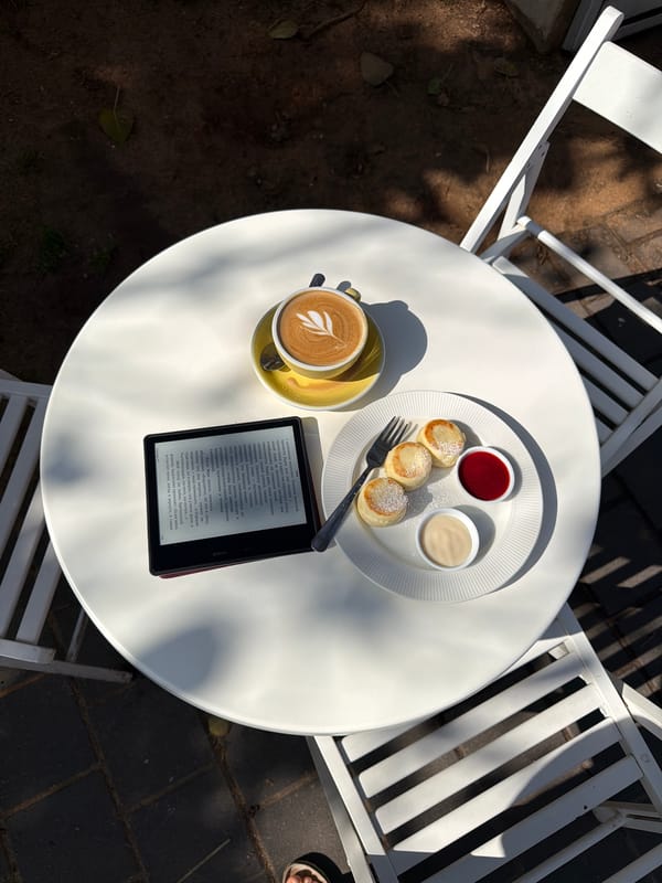 Morning café scene with pancakes observed in Bat Yam
