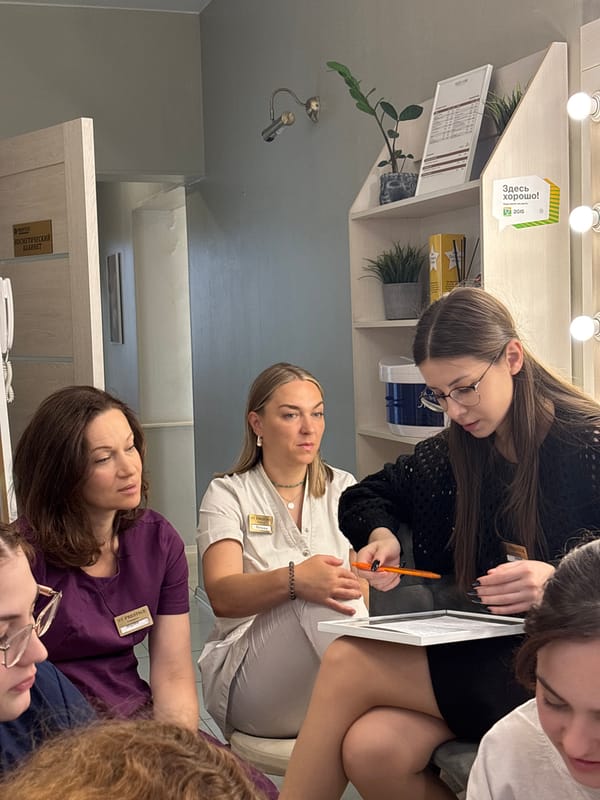 Beauty or wellness training session underway in Sinyavino