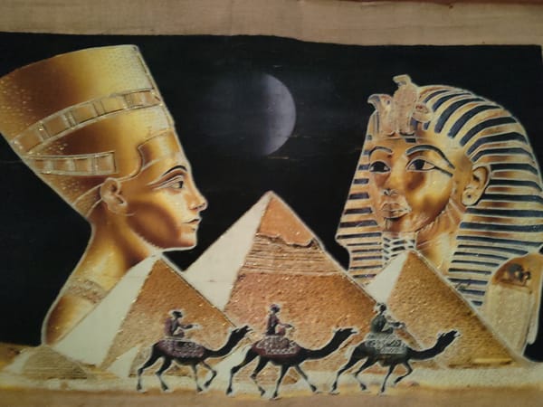 Egyptian-themed artwork observed in Minsk, Belarus