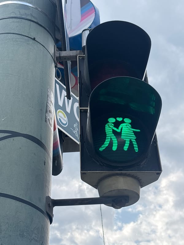 Vienna pedestrian crossing shows green Ampelpärchen traffic signal