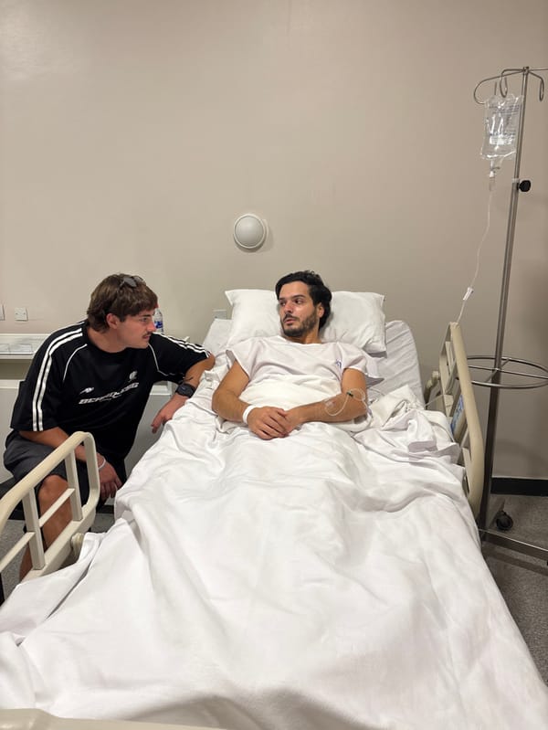Hospital patient receives visitors, recovers mobility in Córdoba