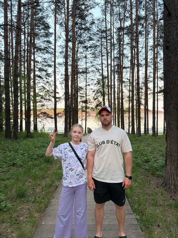 Father, daughter visit Kama River embankment in Chaikovsky