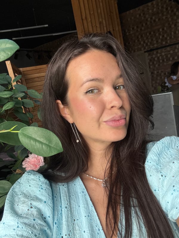 Inside a Bely Yar beauty salon, selfies and candid shots