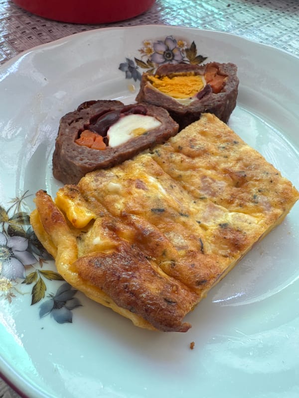 Home reno and a full homemade meal in Belashtitsa