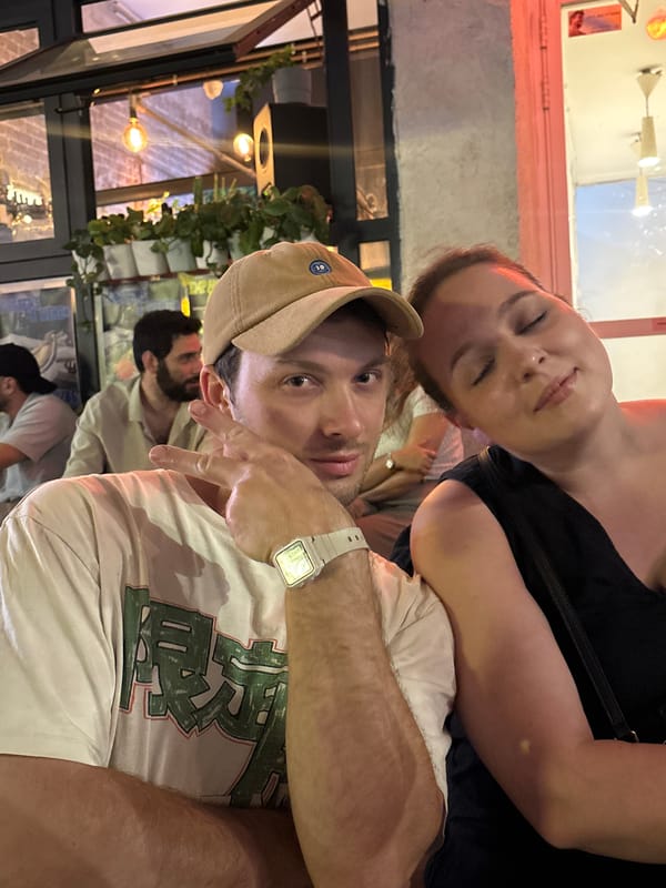 Evening social gathering documented across Tel-Aviv bars and restaurants