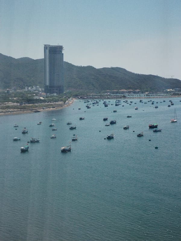 Early morning coastal life documented in Bac Nha Trang Ward