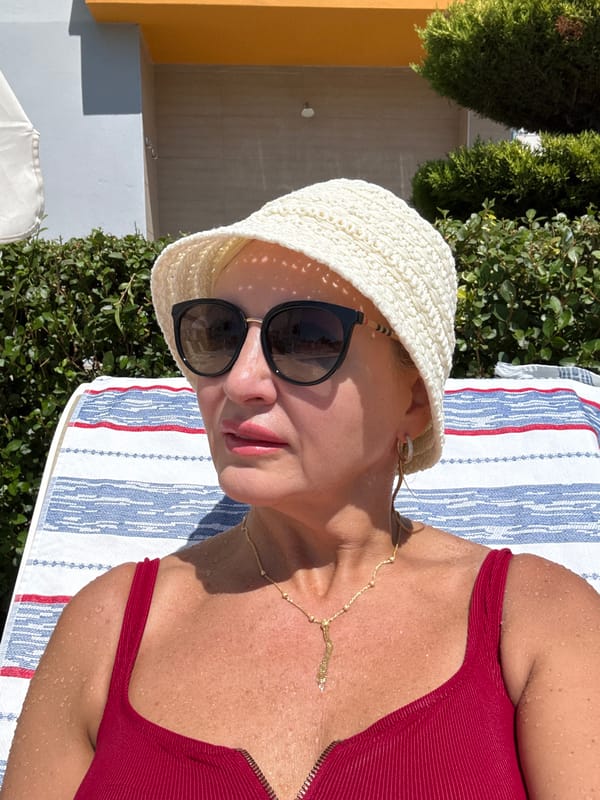 Lazy poolside morning at an Alanya resort