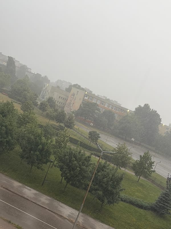Heavy summer storm rolls through Vratsa, Bulgaria