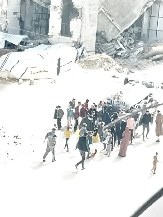 Water distribution continues amid widespread destruction in Khan Yunis