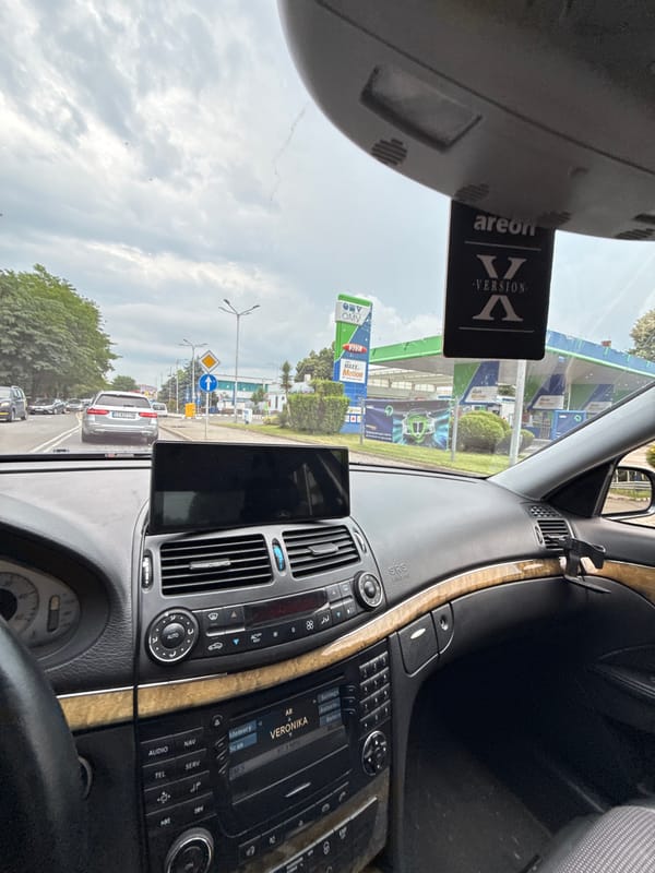Ordinary moments captured in Stara Zagora: driving, cherries