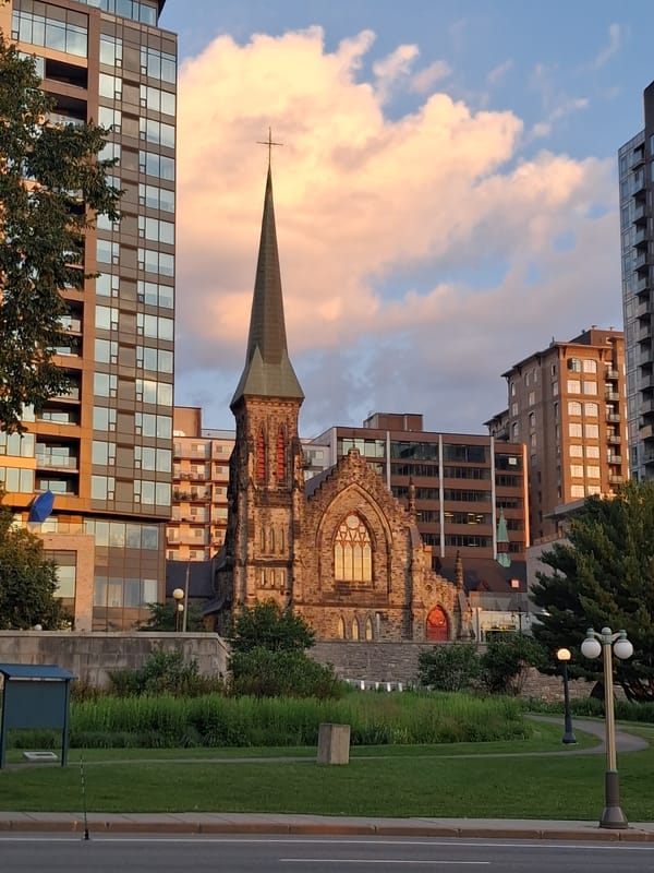 Evening stroll through an Ottawa park near Bank Street